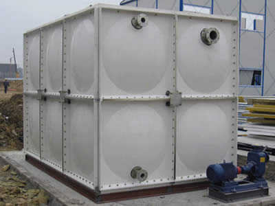 可克达拉玻璃钢保温水箱